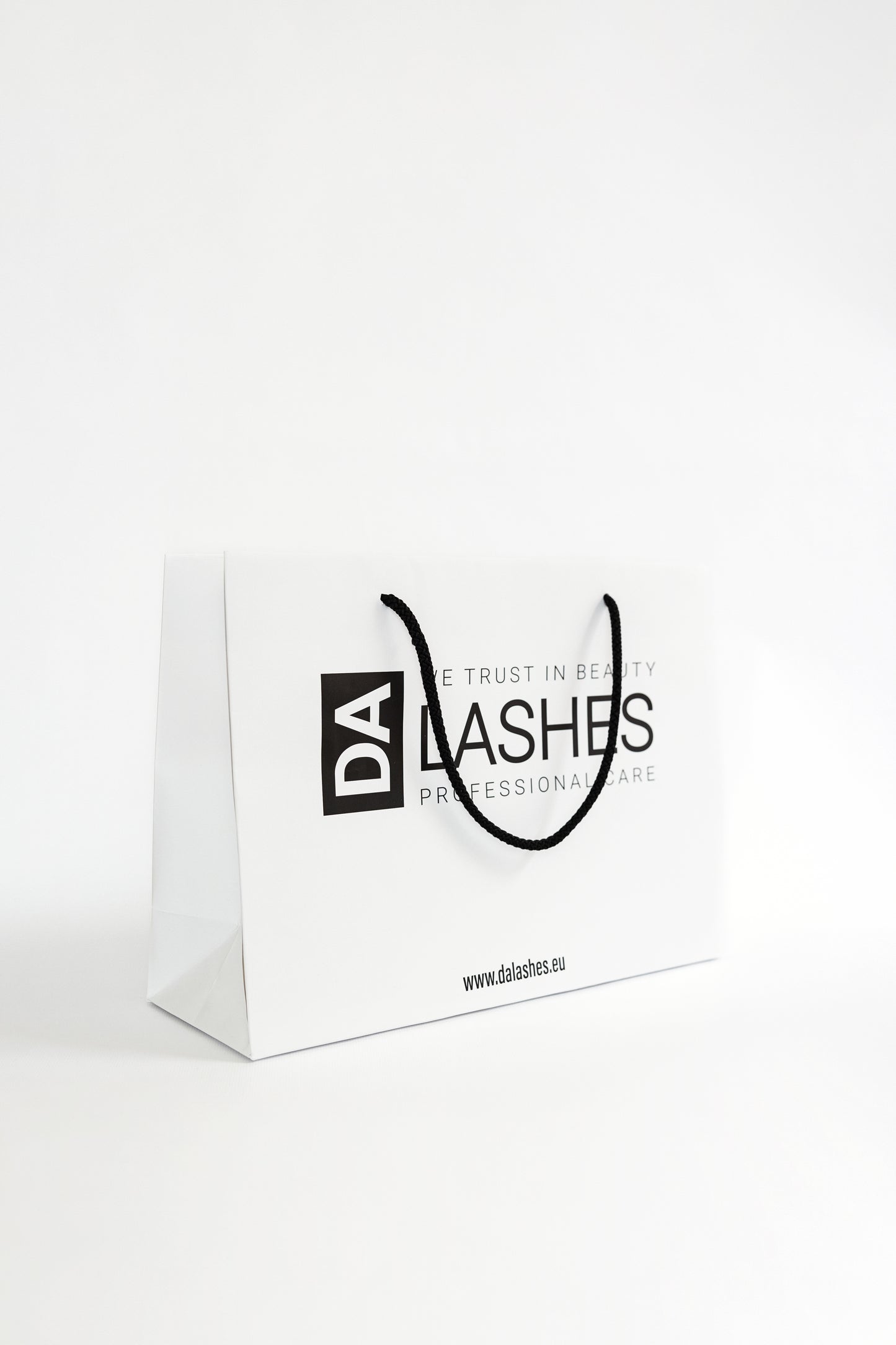 Dalashes gift paper bag